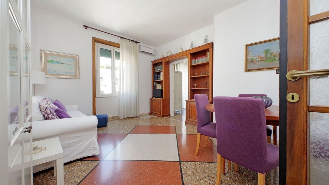 Photo of Livingroom in Flaminio