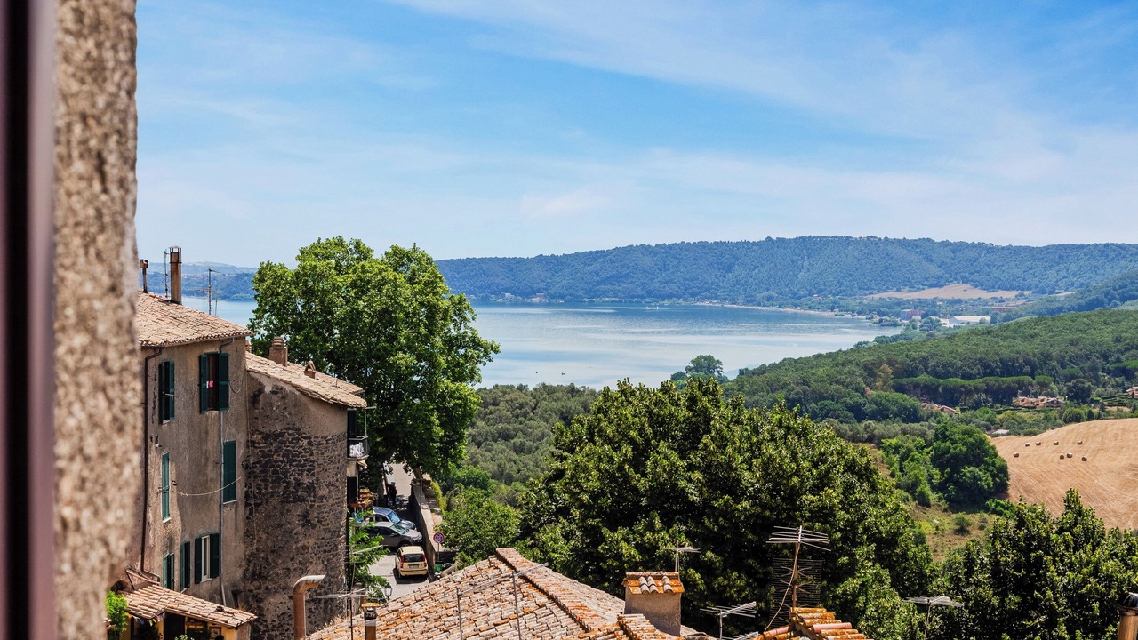 Photo of Others in Lake Bracciano