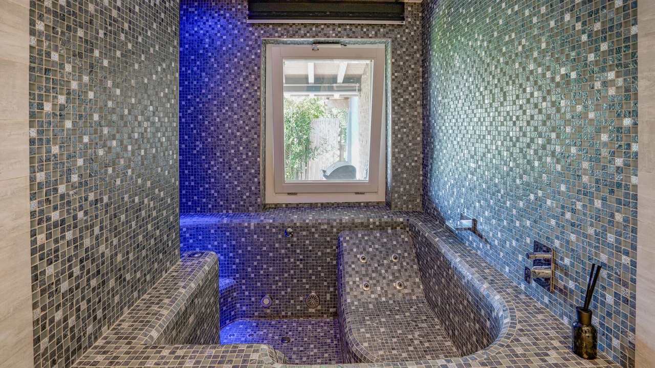 Photo of Bathroom in Pescia Romana
