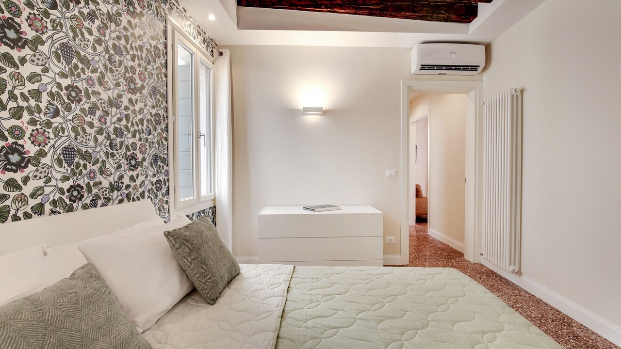 Photo of Bedroom in San Polo