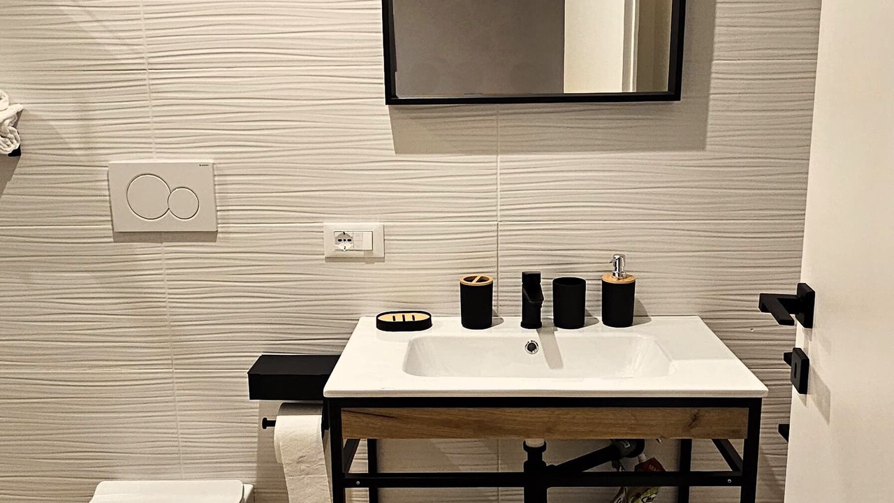 Photo of Bathroom in Quartiere XXXIV Lido di Ostia Levante
