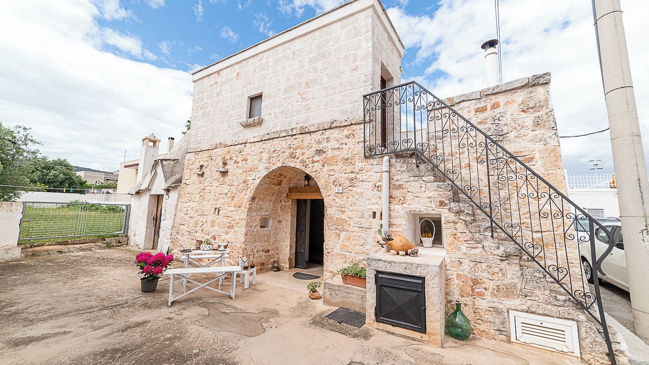 Photo of Outdoor in Montalbano