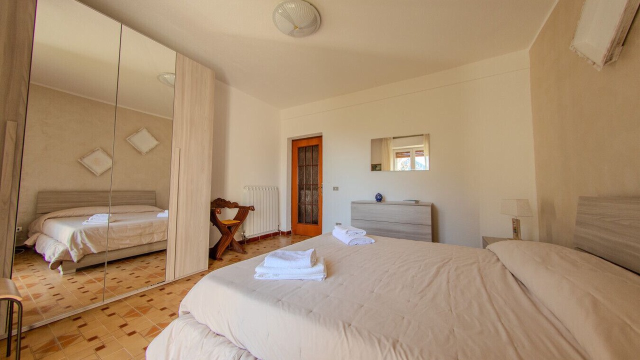 Photo of Bedroom in Scala