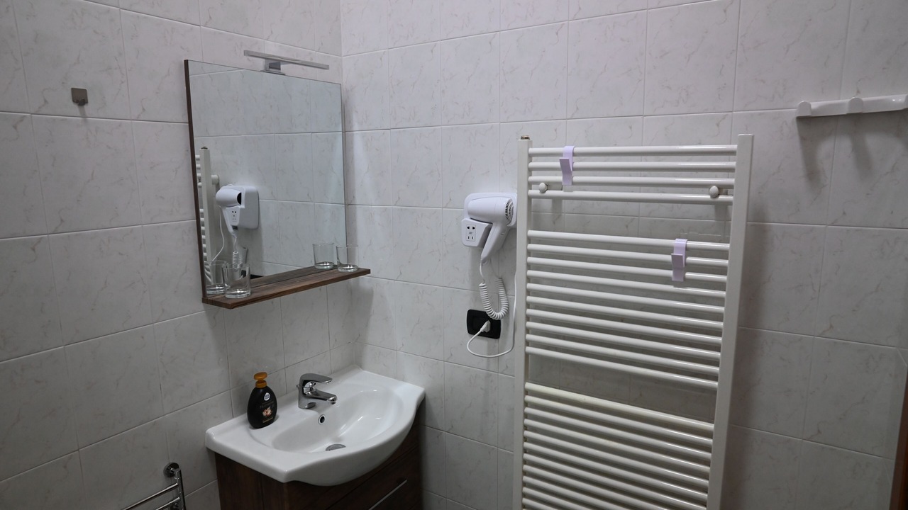 Photo of Bathroom in Brindisi Histotic Center