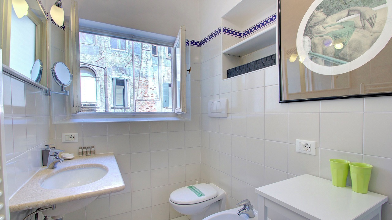 Photo of Bathroom in Castello
