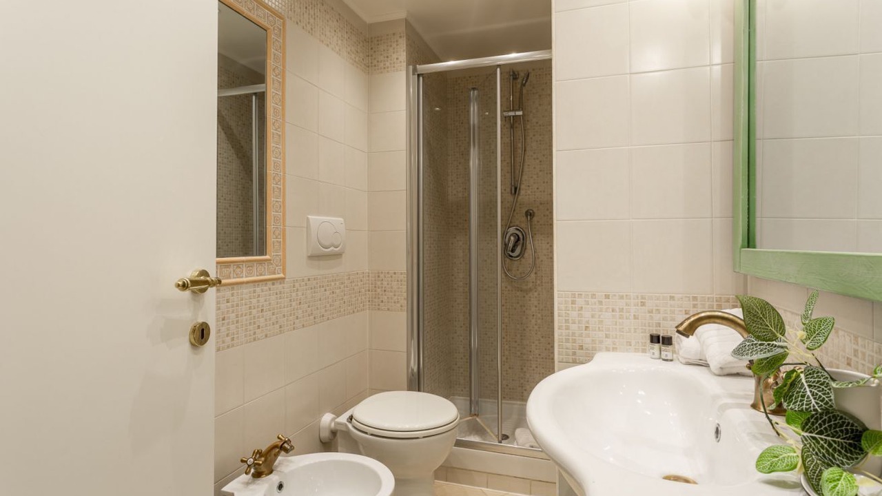 Photo of Bathroom in Rione XIV Borgo