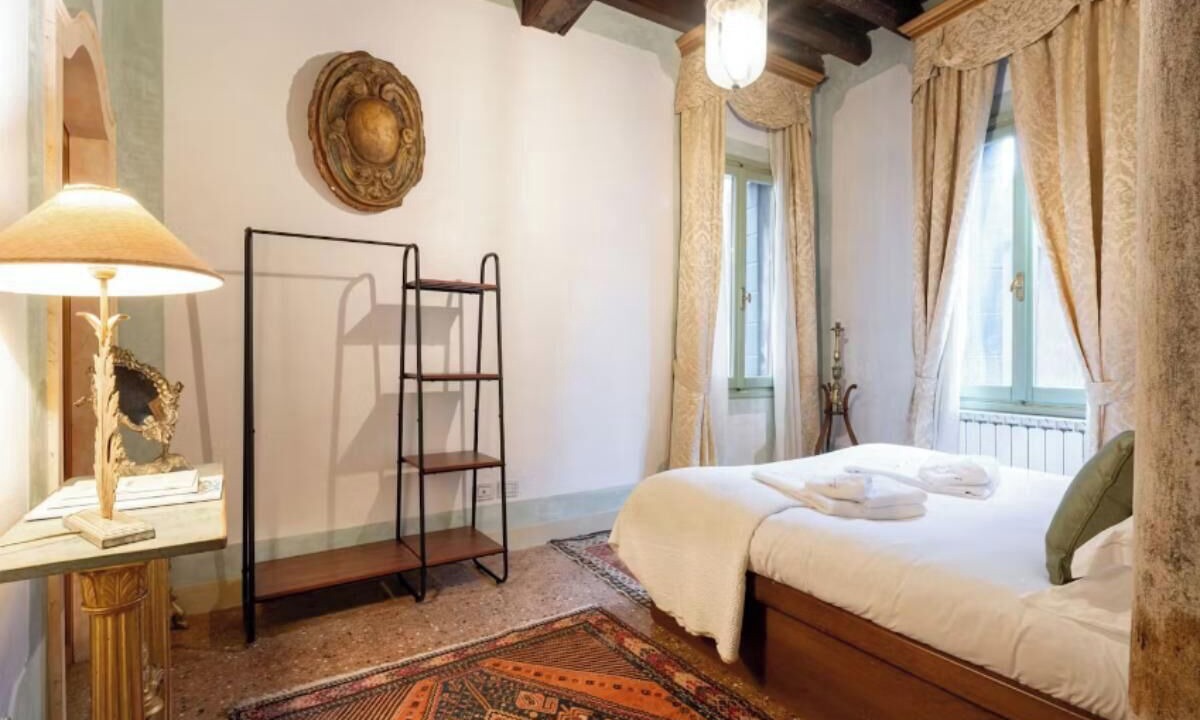 Photo of Bedroom in San Polo