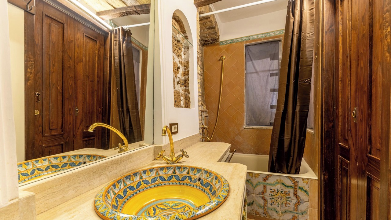 Photo of Bathroom in Rione V Ponte