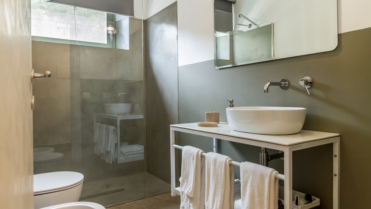 Photo of Bathroom in Saline Sadun