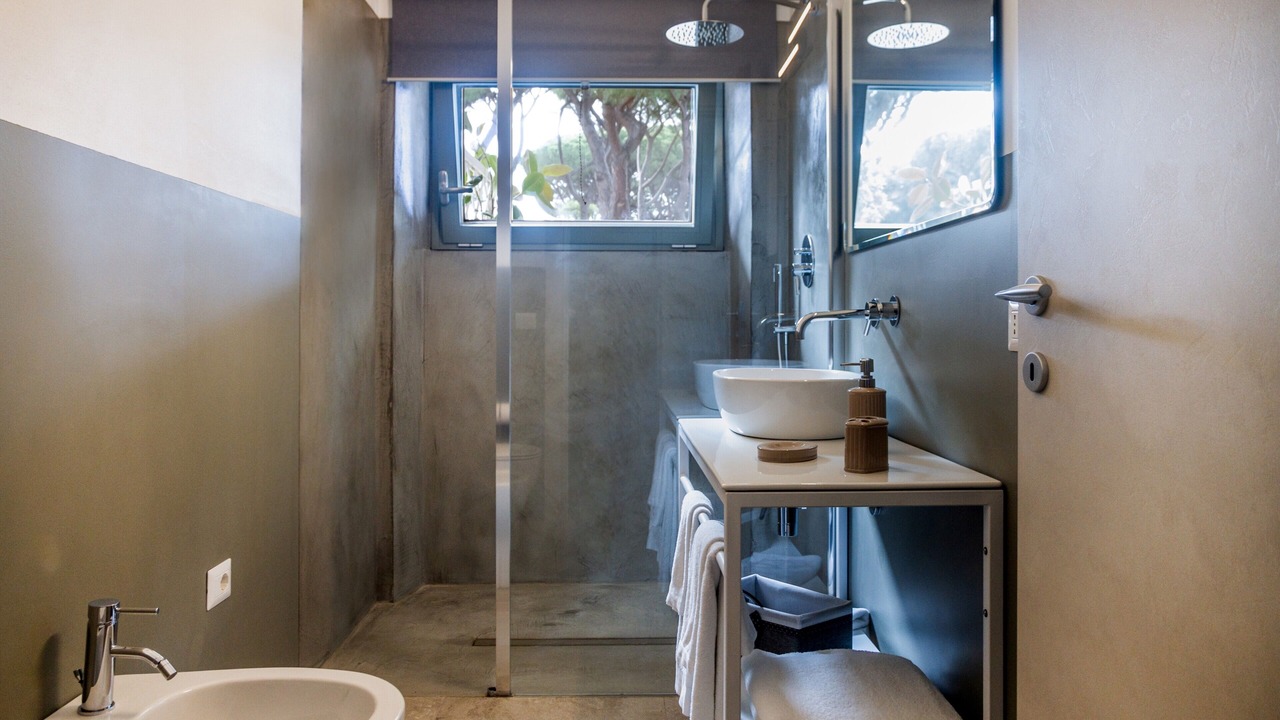 Photo of Bathroom in Saline Sadun