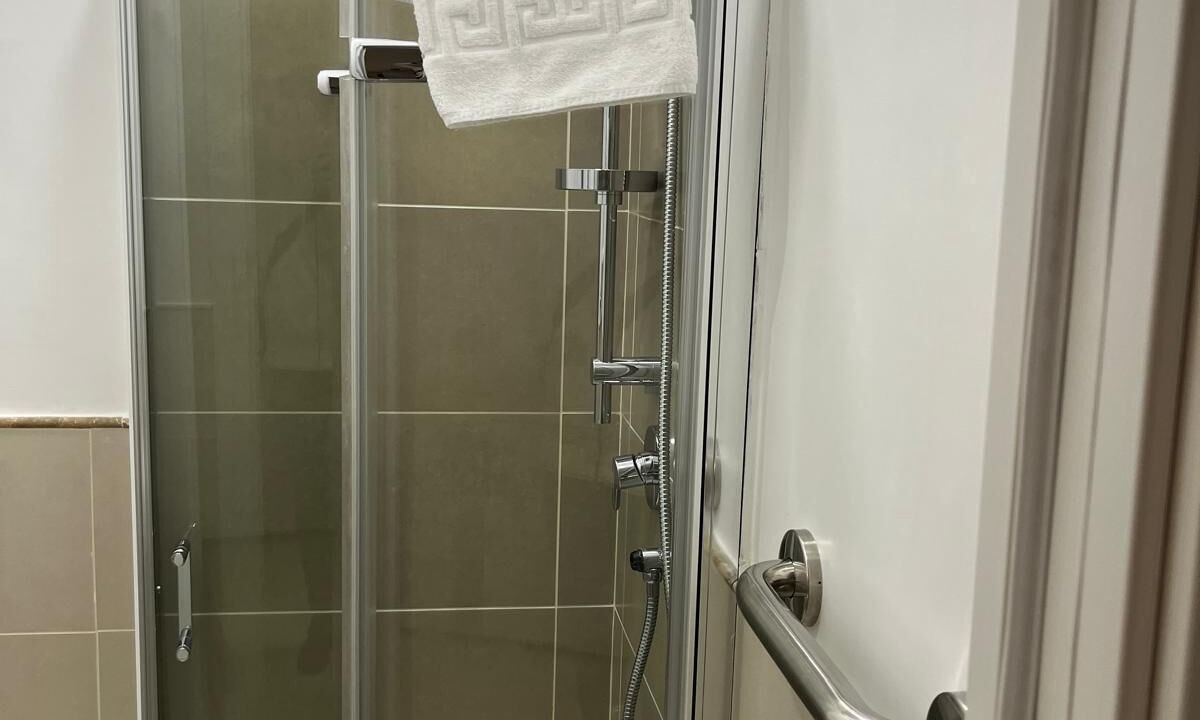 Photo of Bathroom in Salario