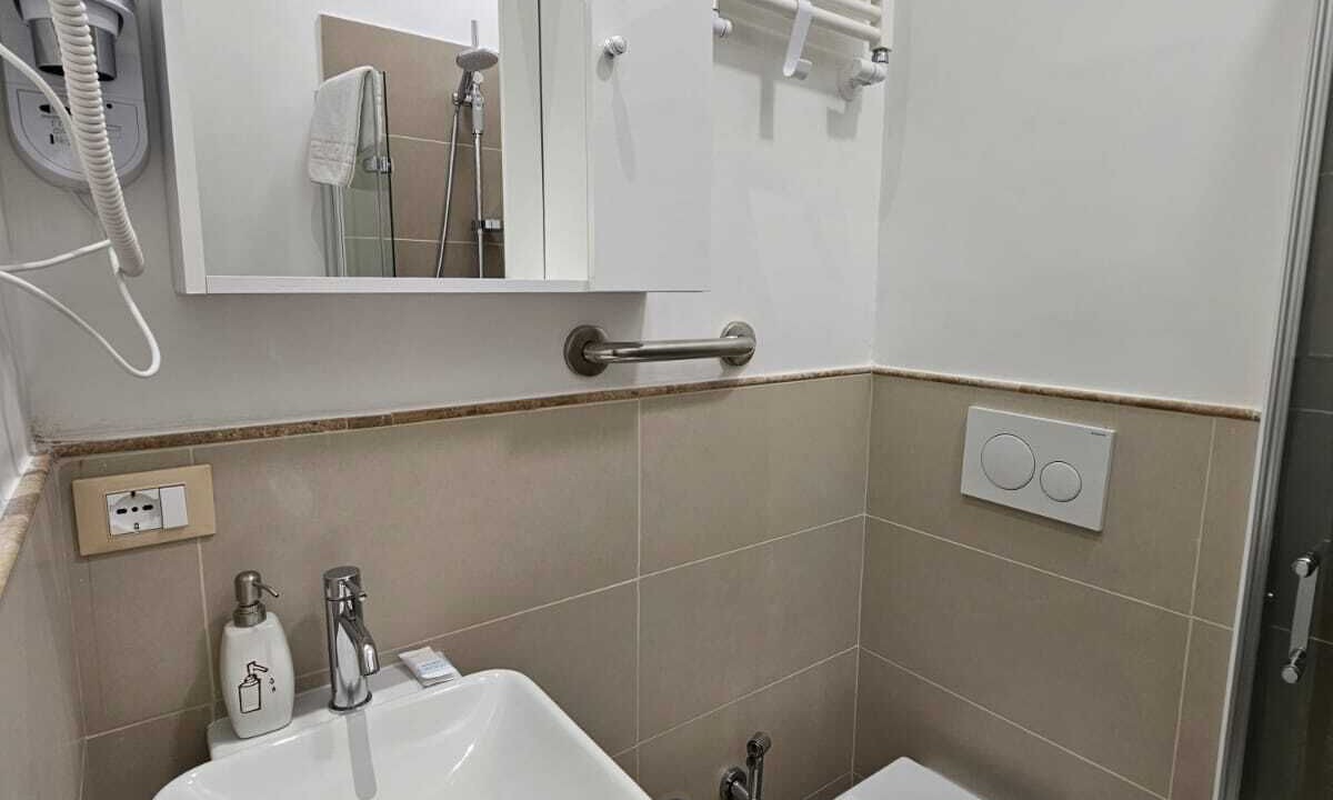 Photo of Bathroom in Salario