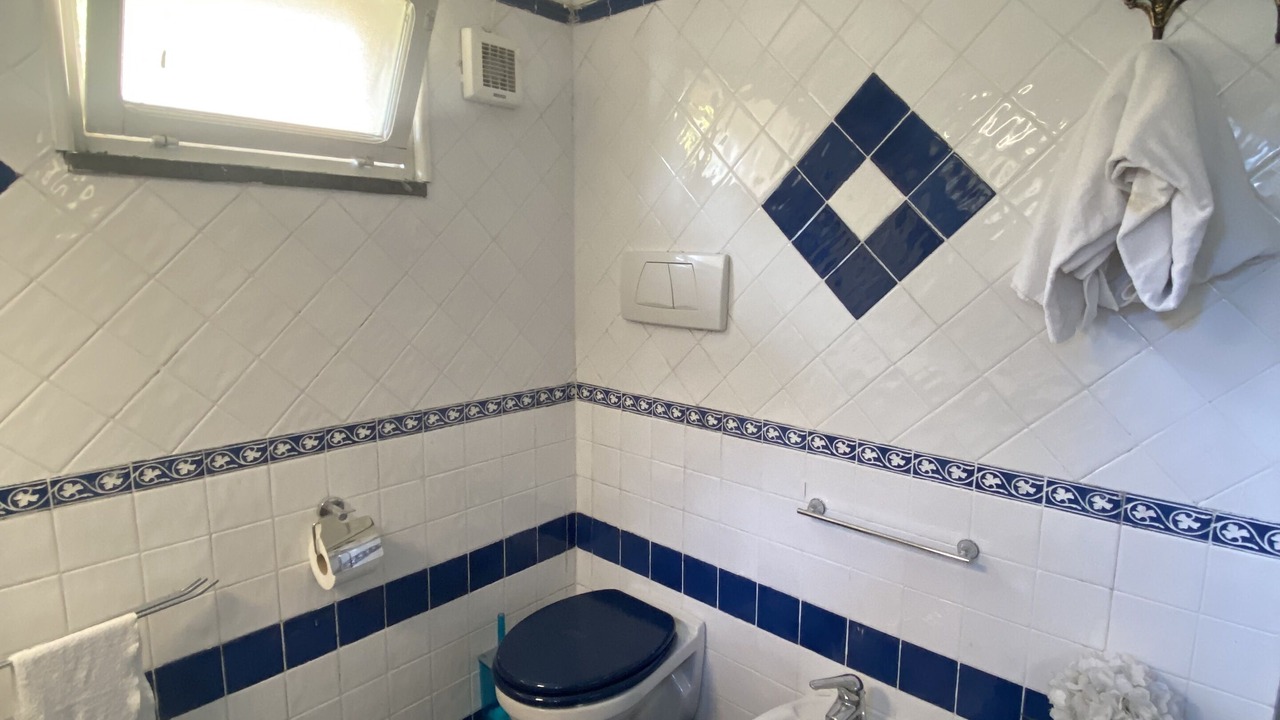 Photo of Bathroom in Meta