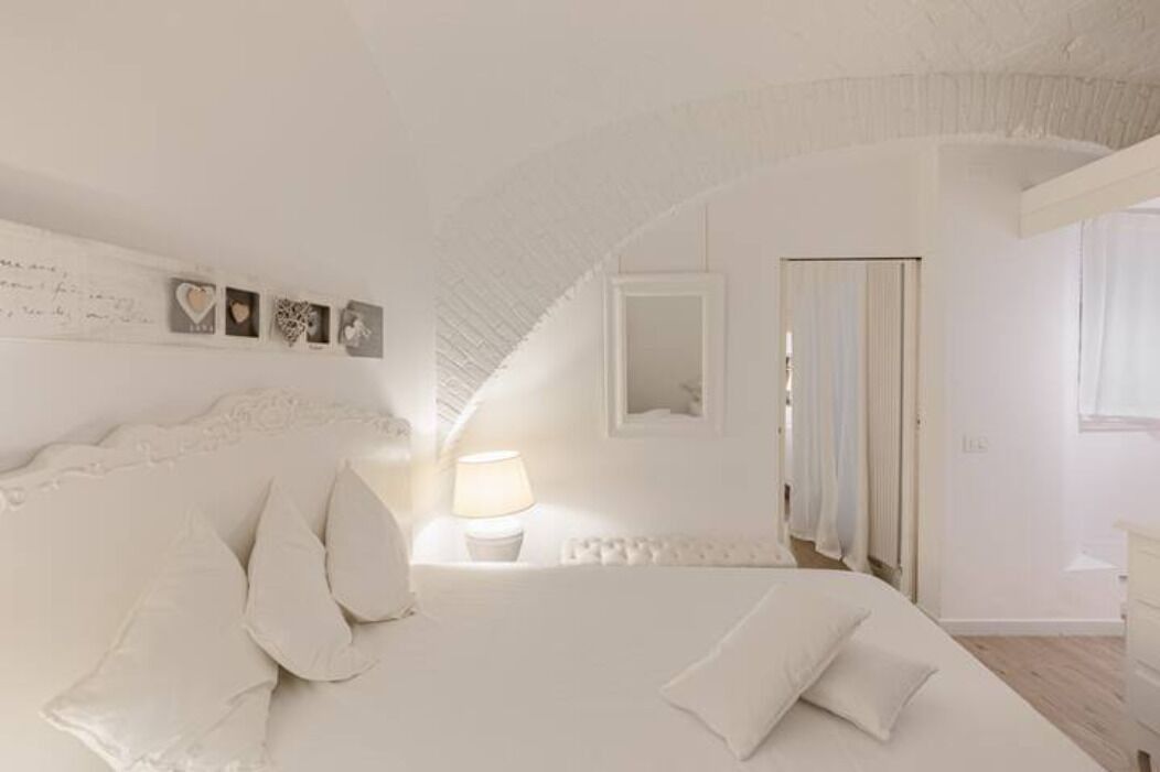 Photo of Bedroom in Rione VI Parione