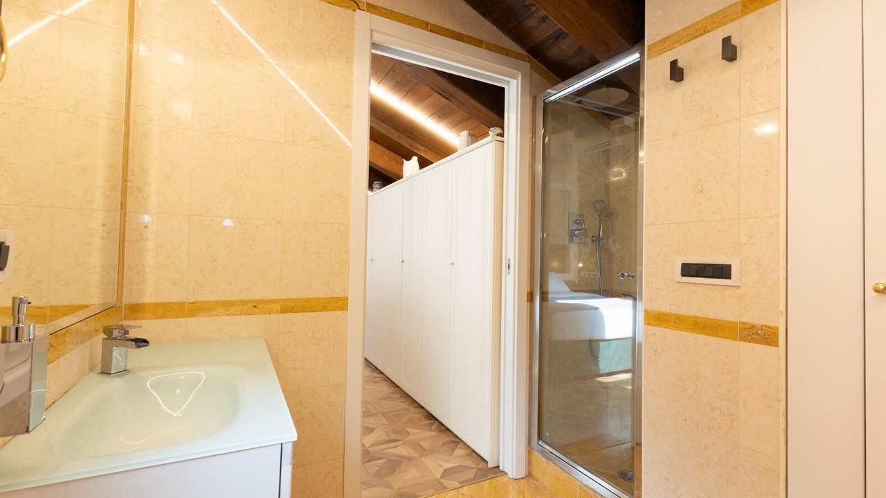 Photo of Bathroom in Saragozza-Porto