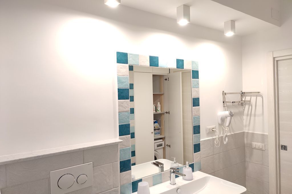 Photo of Bathroom in Quartiere XXXIV Lido di Ostia Levante