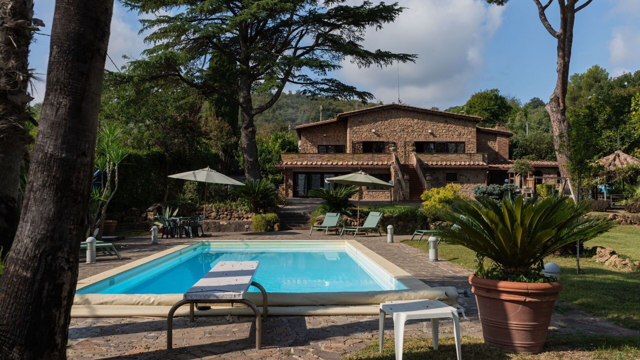 Photo of Outdoor in Lake Bracciano
