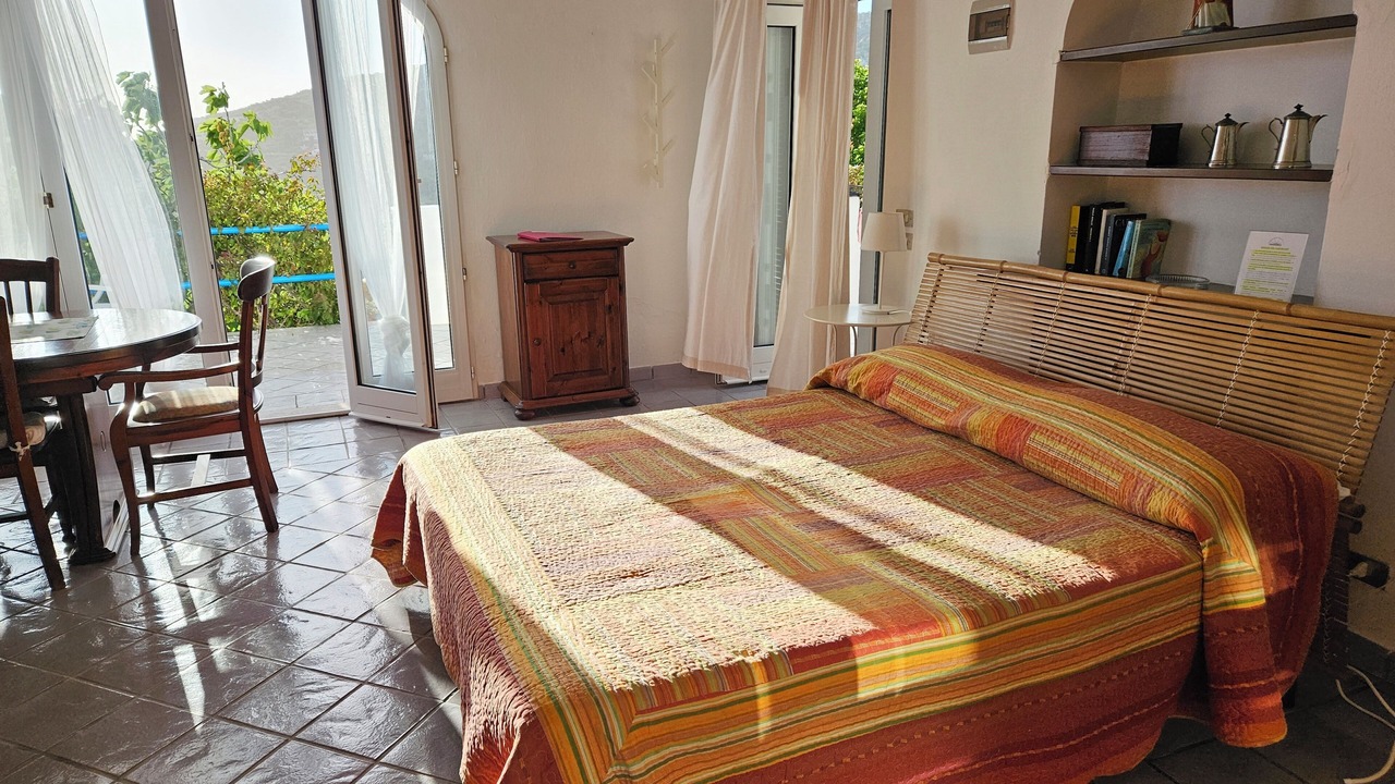 Photo of Bedroom in Le Forna