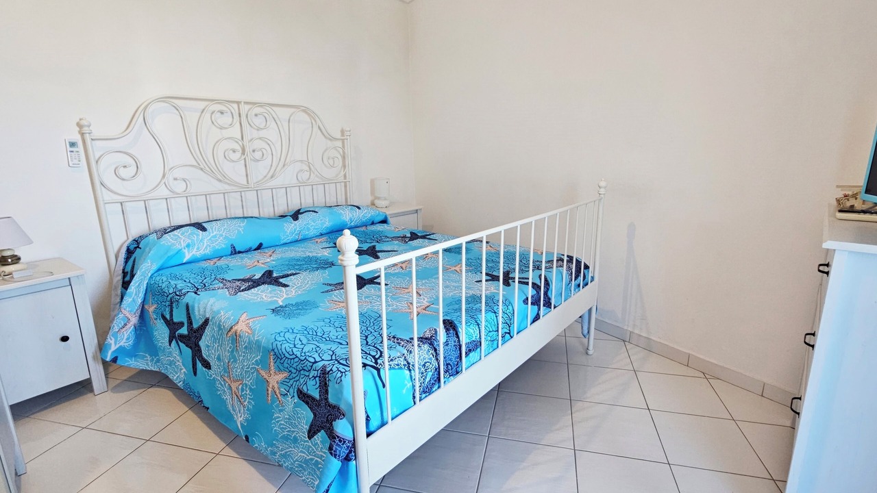 Photo of Bedroom in Le Forna