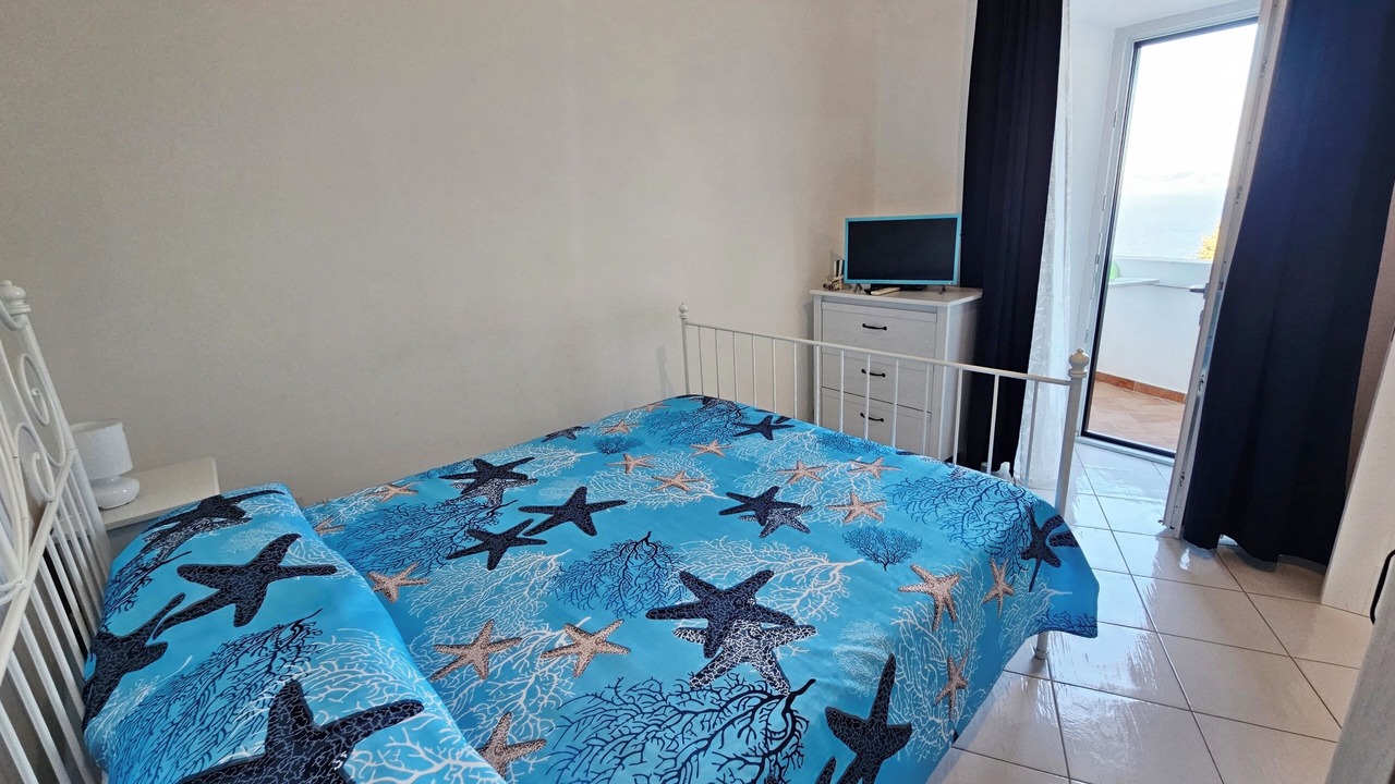 Photo of Bedroom in Le Forna