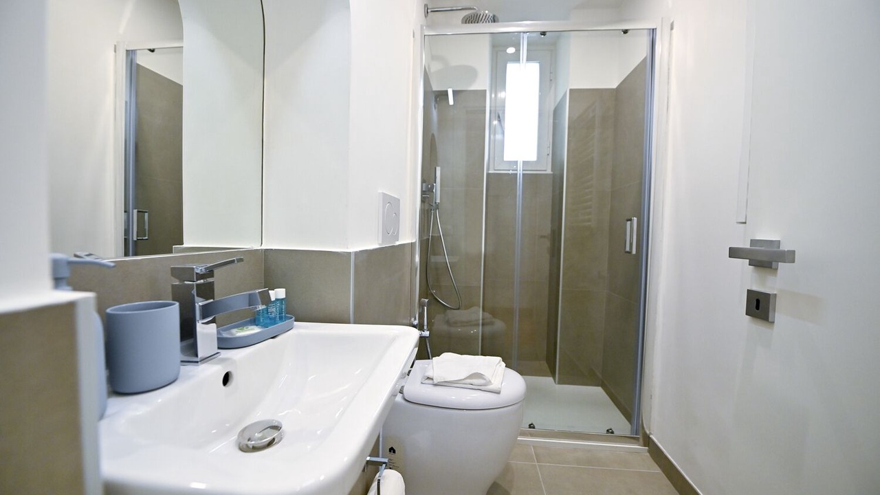 Photo of Bathroom in Rione XVI Ludovisi