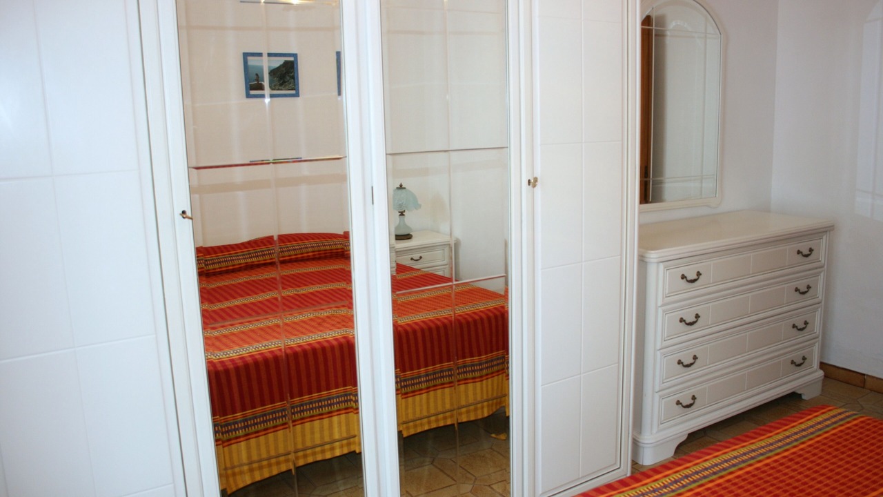 Photo of Bedroom in Le Forna