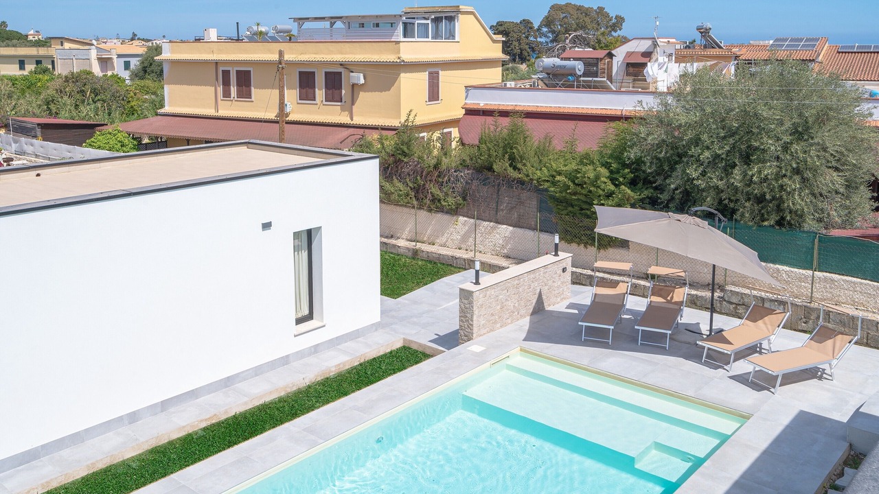 Photo of Outdoor in Avola