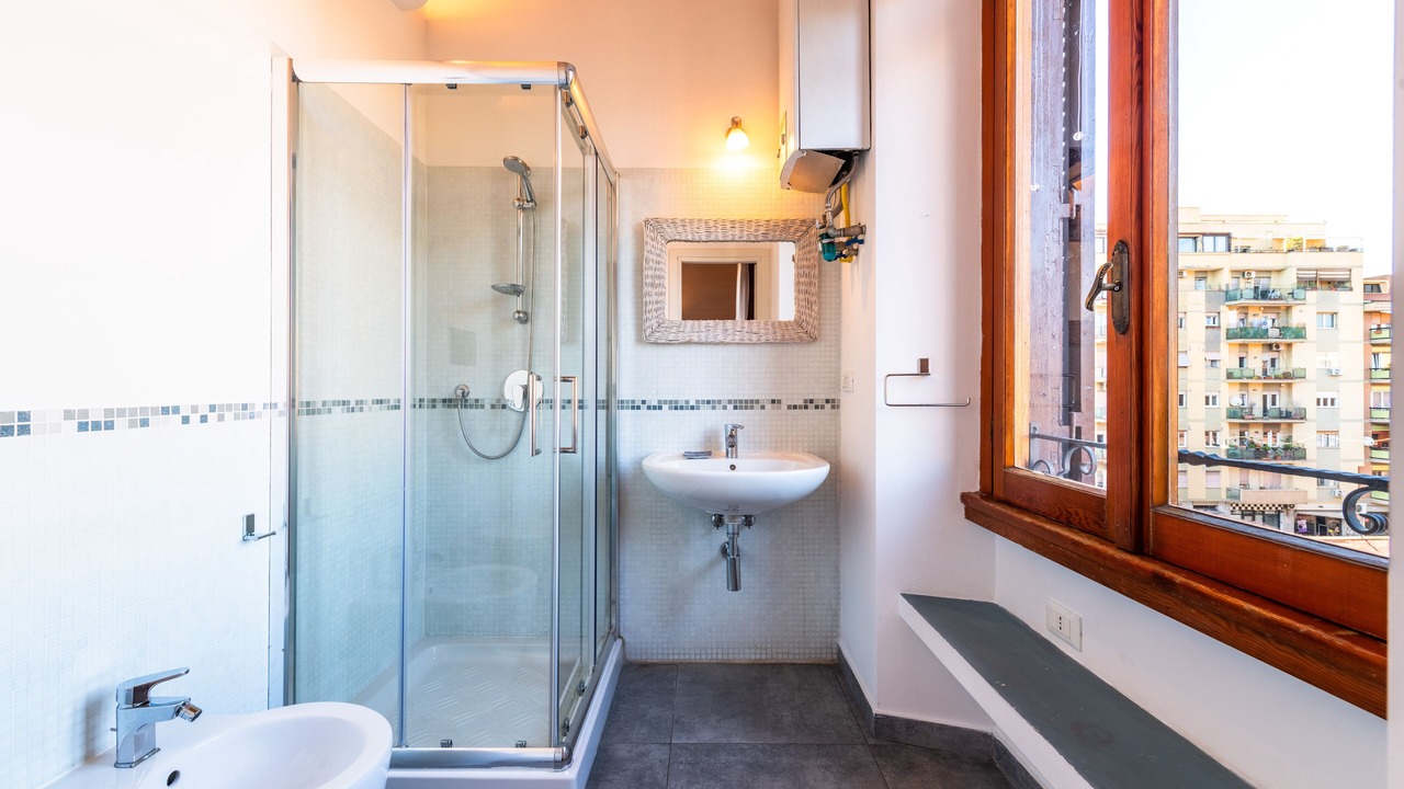 Photo of Bathroom in Testaccio