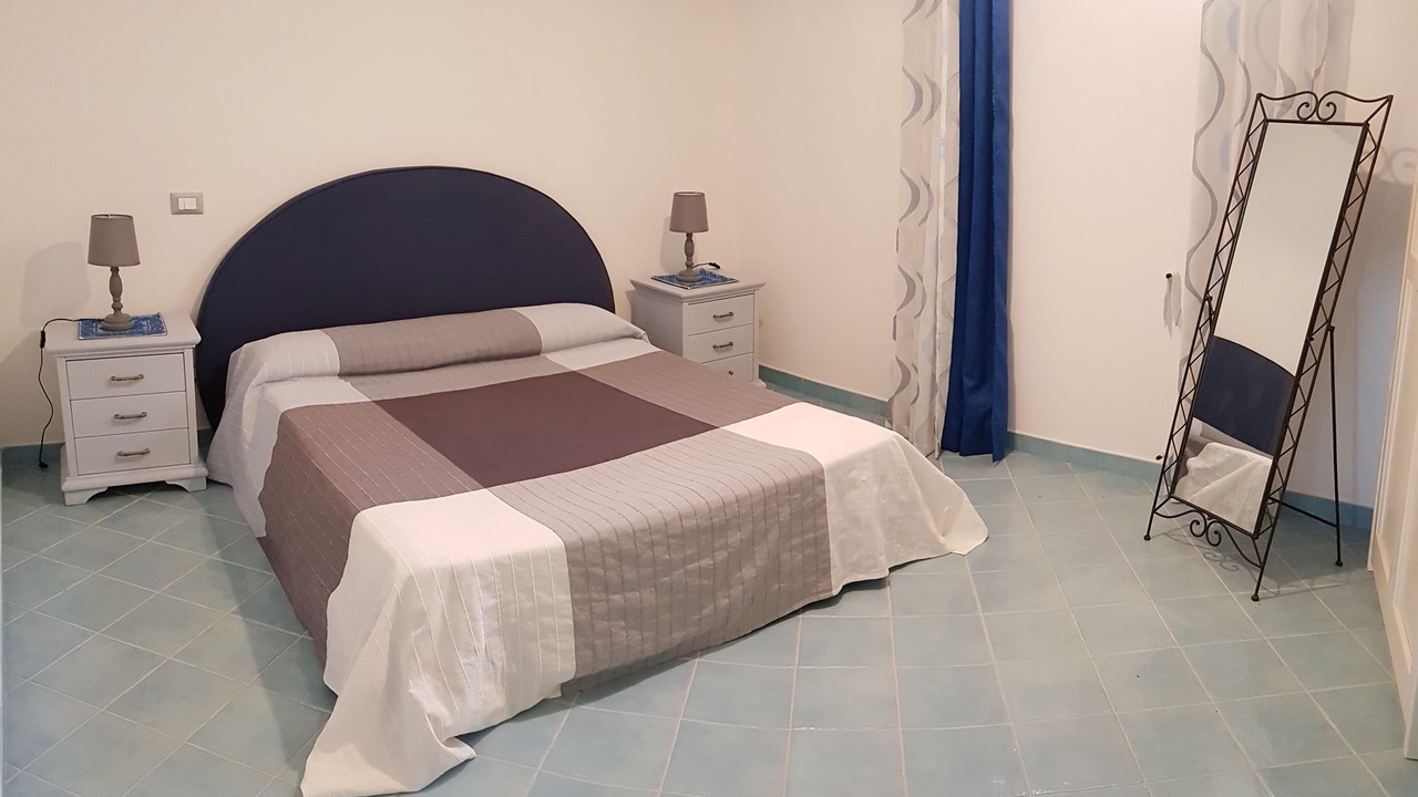 Photo of Bedroom in Le Forna