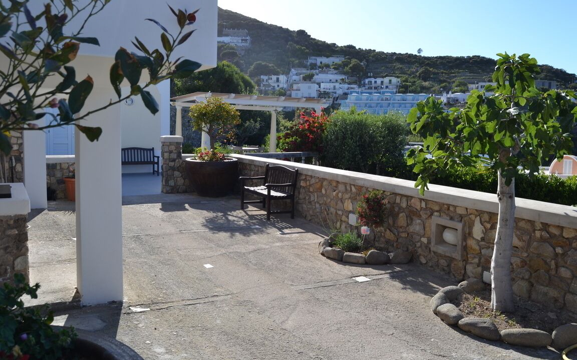 Photo of Patio Balcony in Le Forna