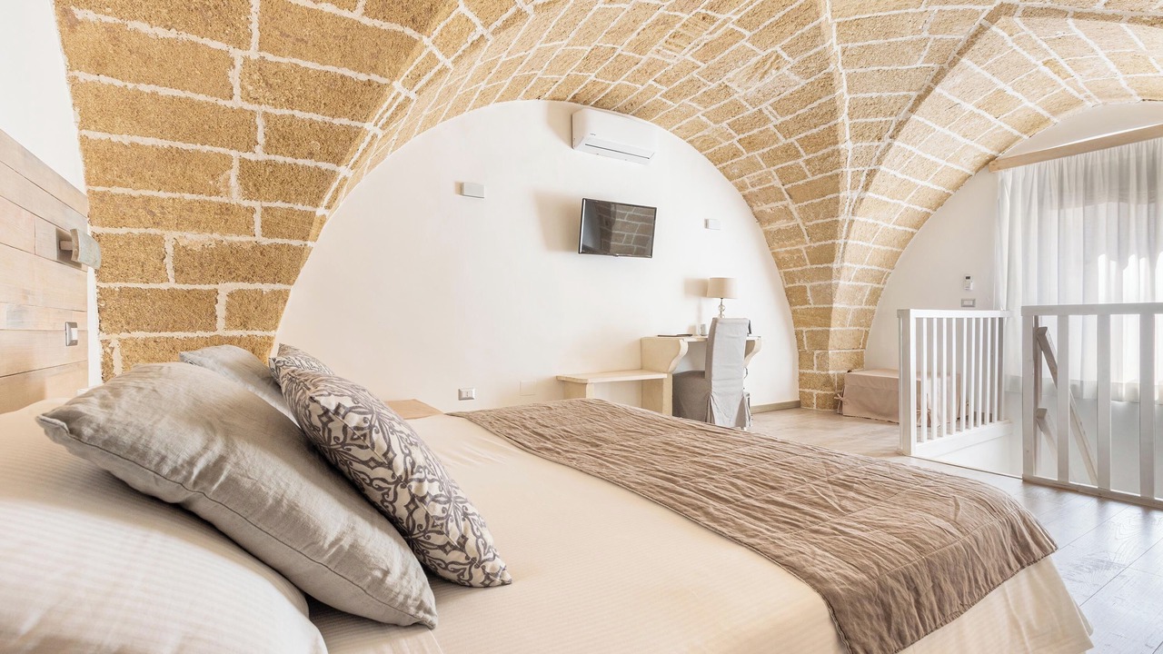 Photo of Bedroom in Gallipoli Historic Center