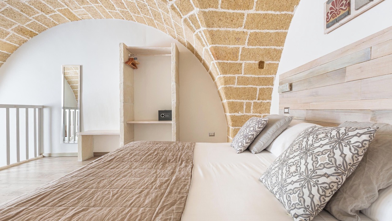 Photo of Bedroom in Gallipoli Historic Center