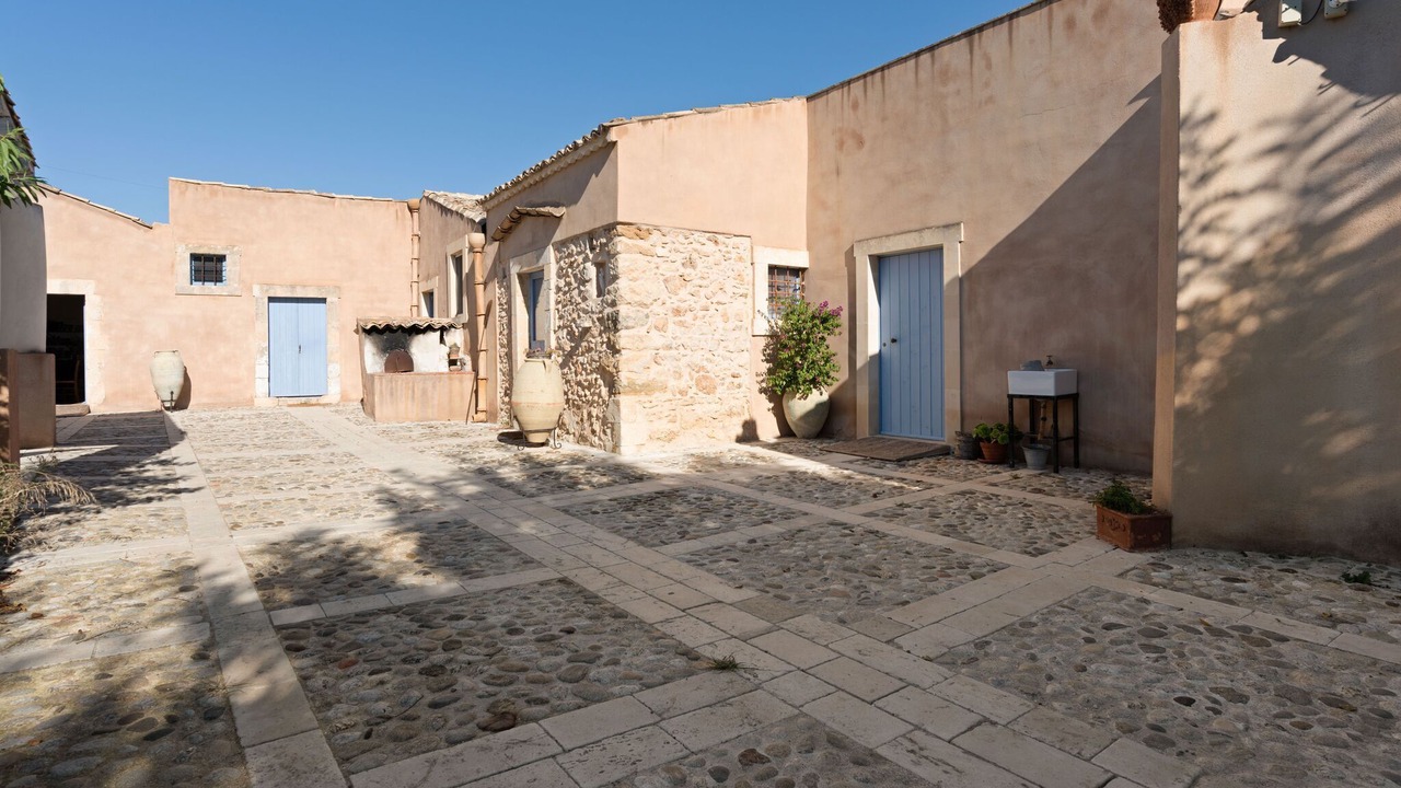 Photo of Outdoor in Noto