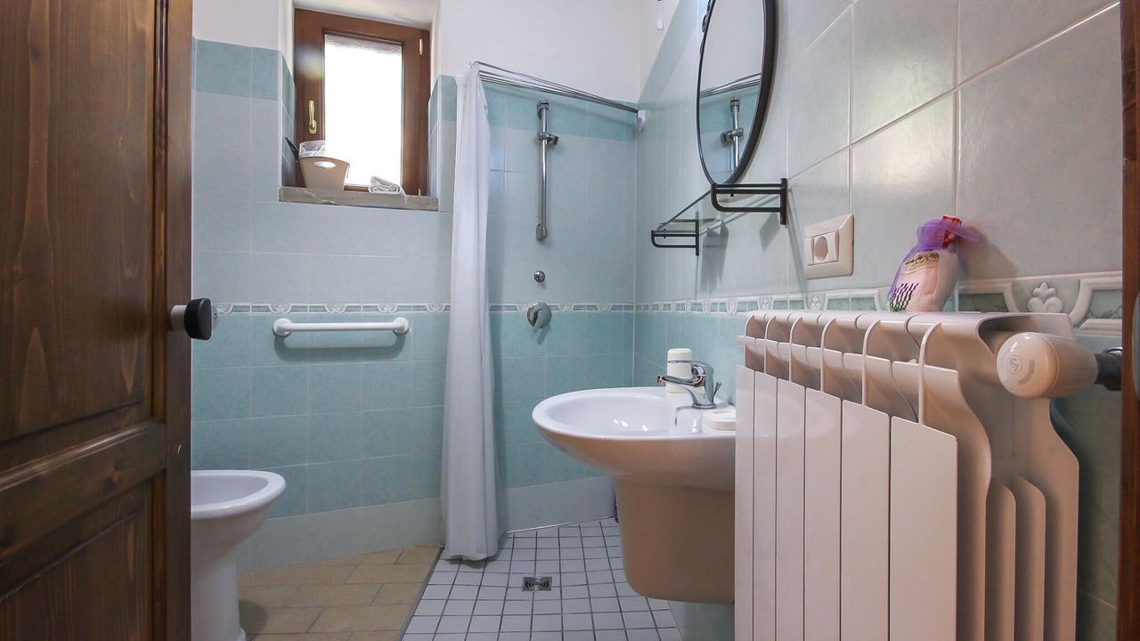 Photo of Bathroom in Laureana Cilento