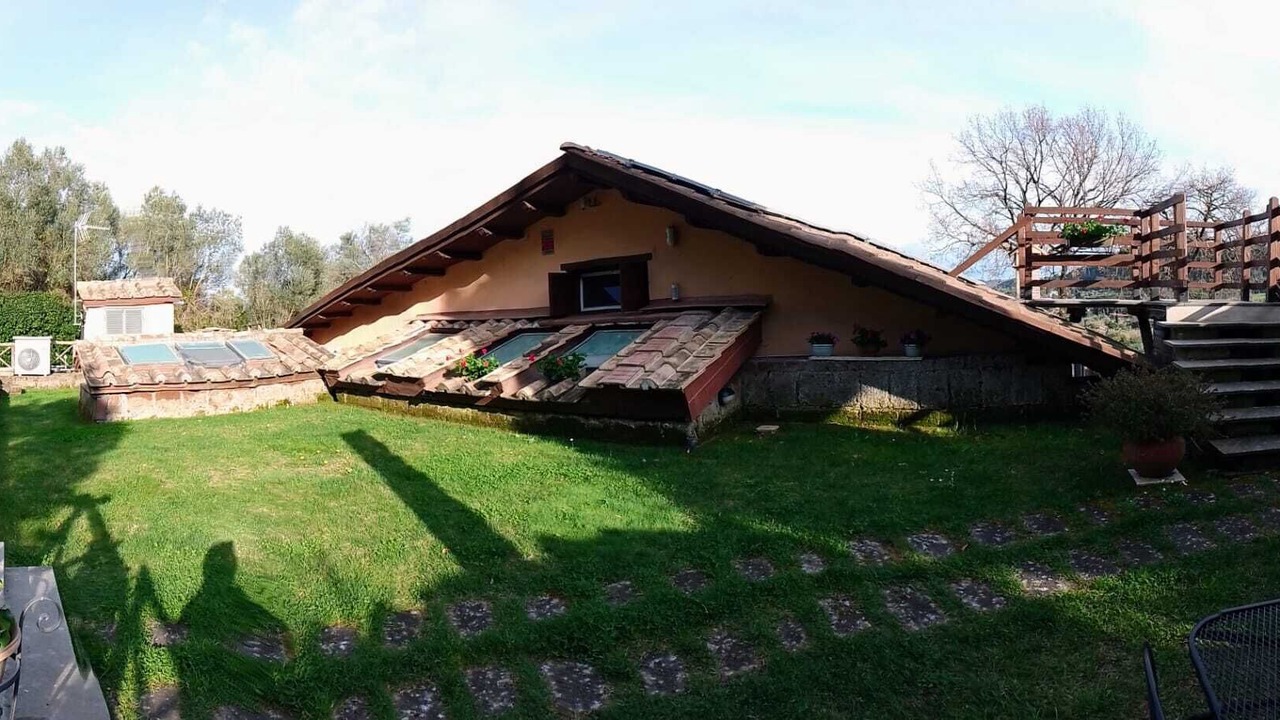Photo of Outdoor in Lake Bracciano