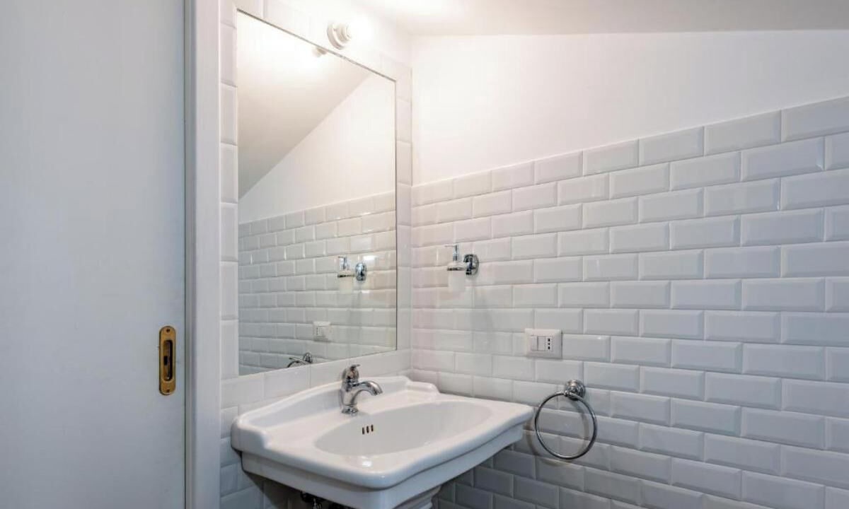 Photo of Bathroom in Rione II Trevi