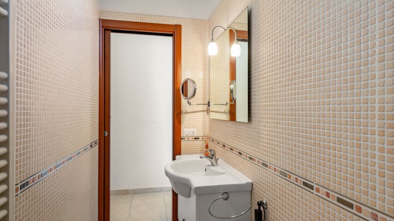 Photo of Bathroom in Montalbano