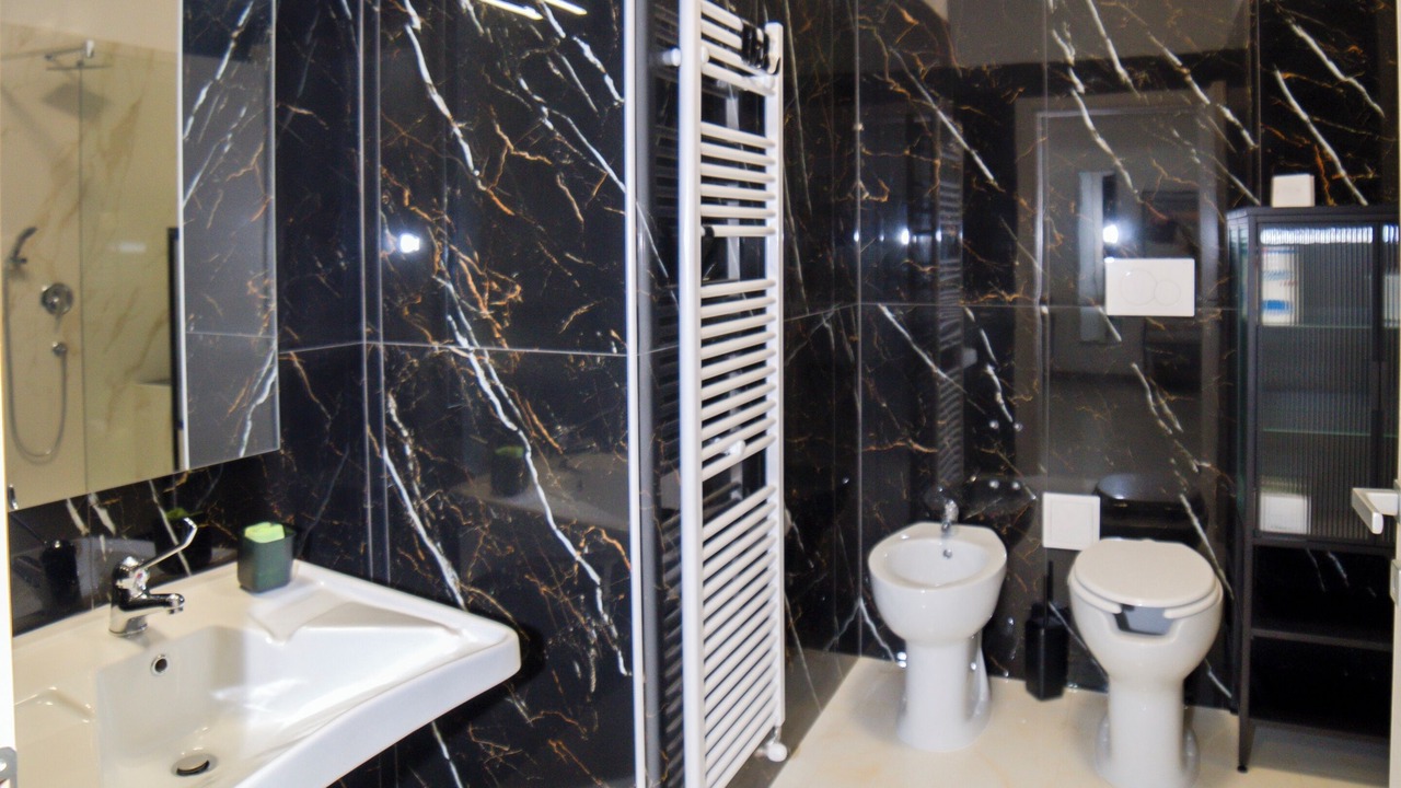 Photo of Bathroom in Aurelio