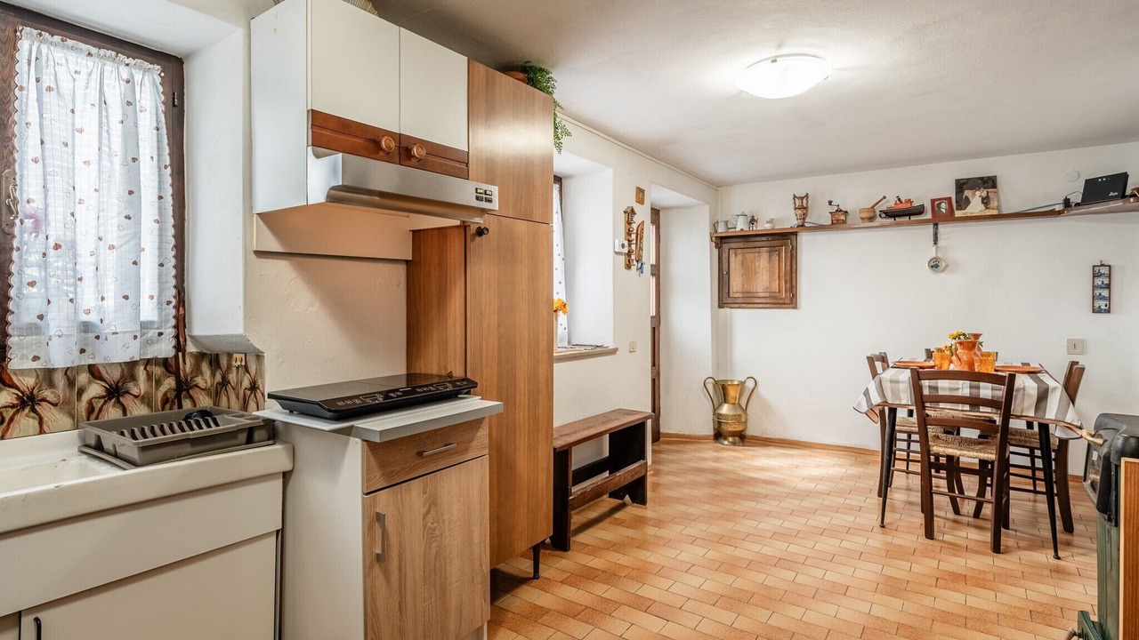 Photo of Kitchen in Montefegatesi