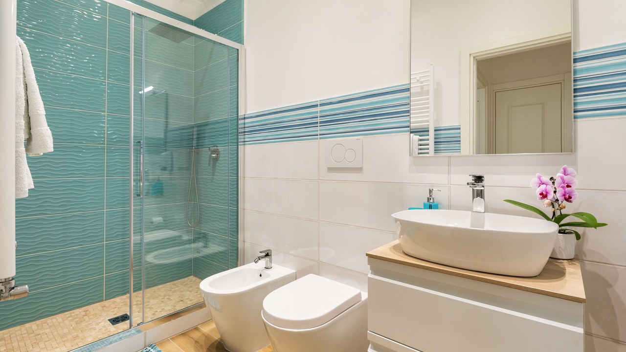 Photo of Bathroom in Quartiere XXXIII Lido di Ostia Ponente