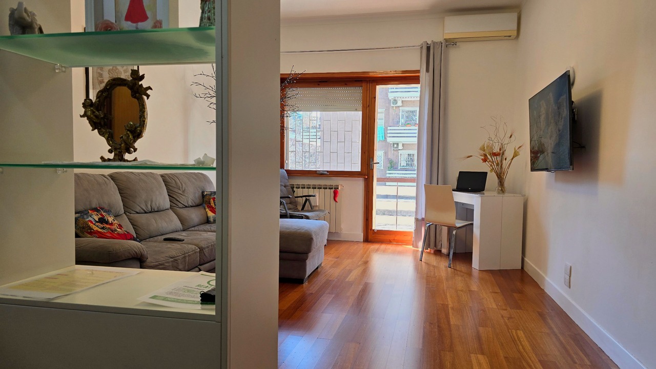 Photo of Livingroom in Quartiere XX Ardeatino