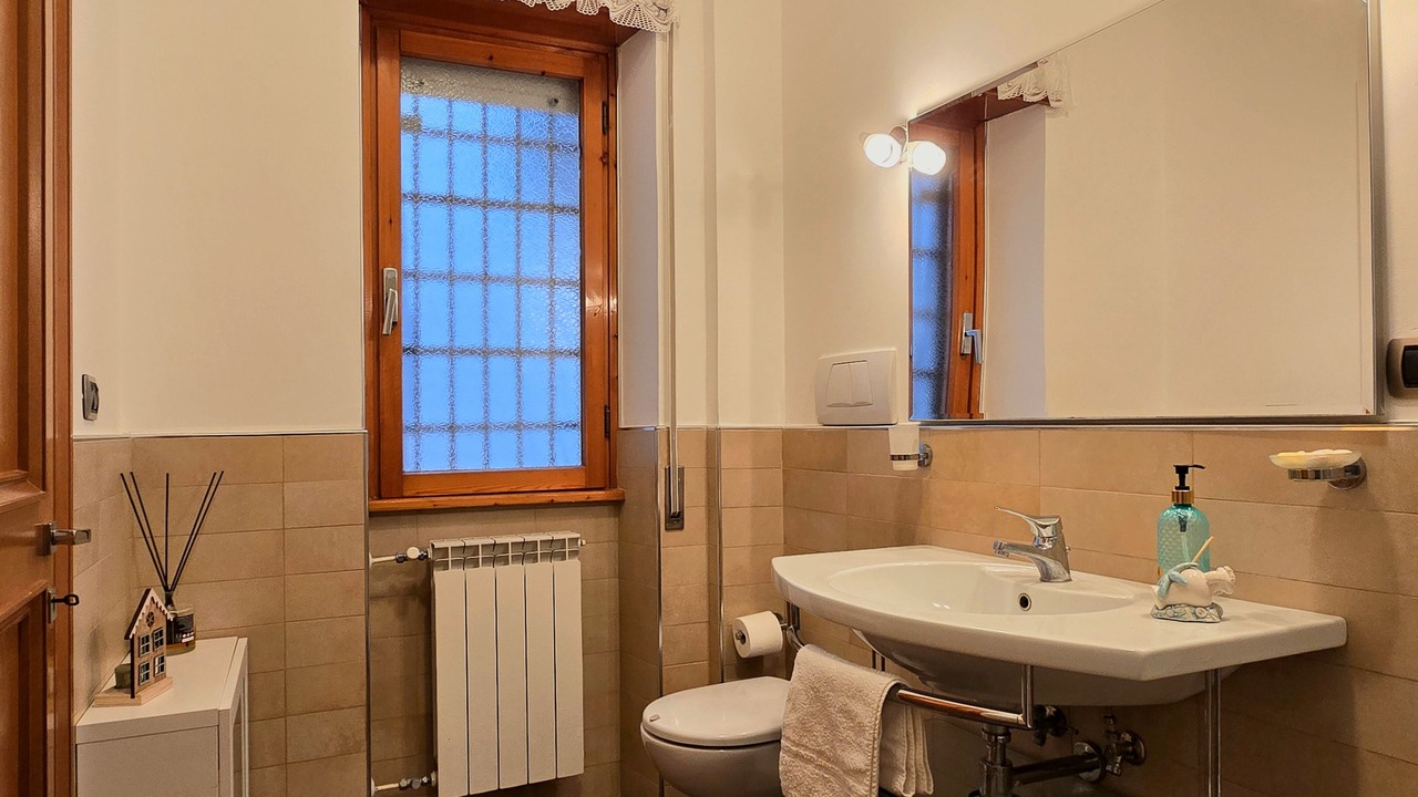 Photo of Bathroom in Quartiere XX Ardeatino