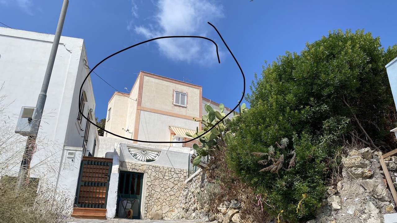Photo of Outdoor in Le Forna