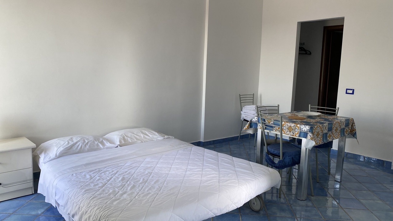 Photo of Bedroom in Le Forna