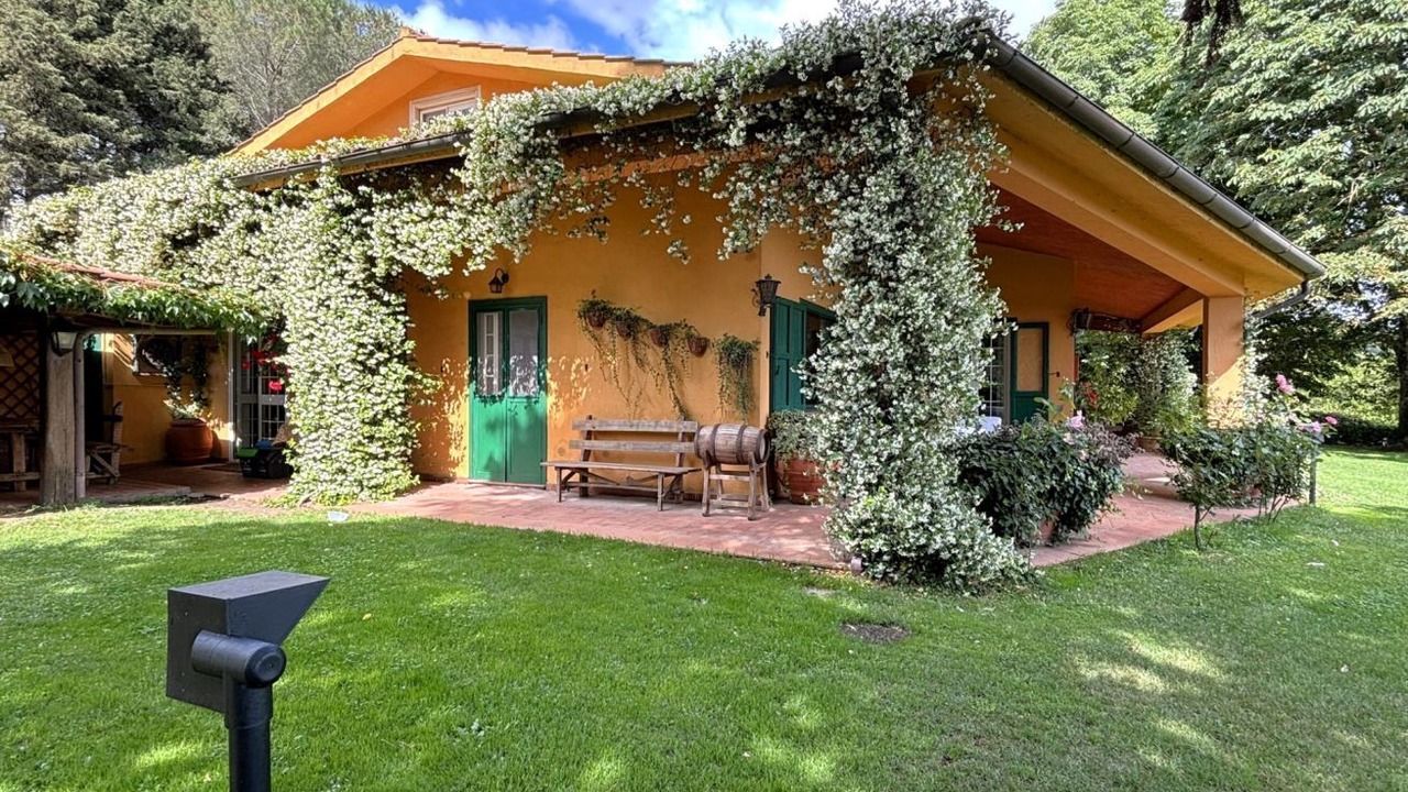 Photo of Outdoor in Sutri