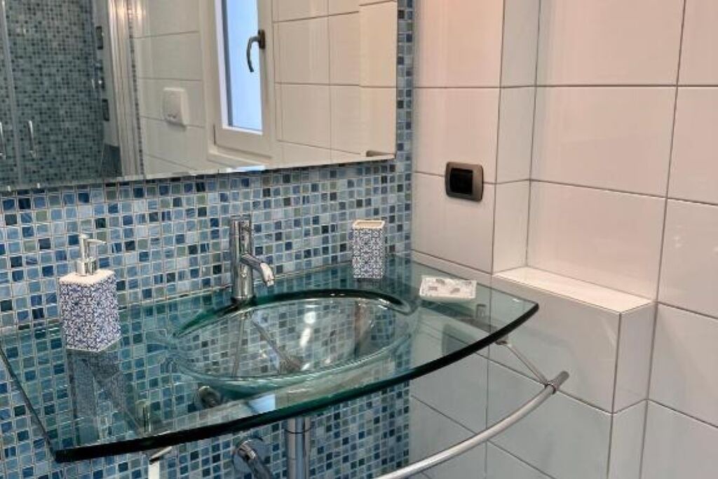 Photo of Bathroom in Brindisi