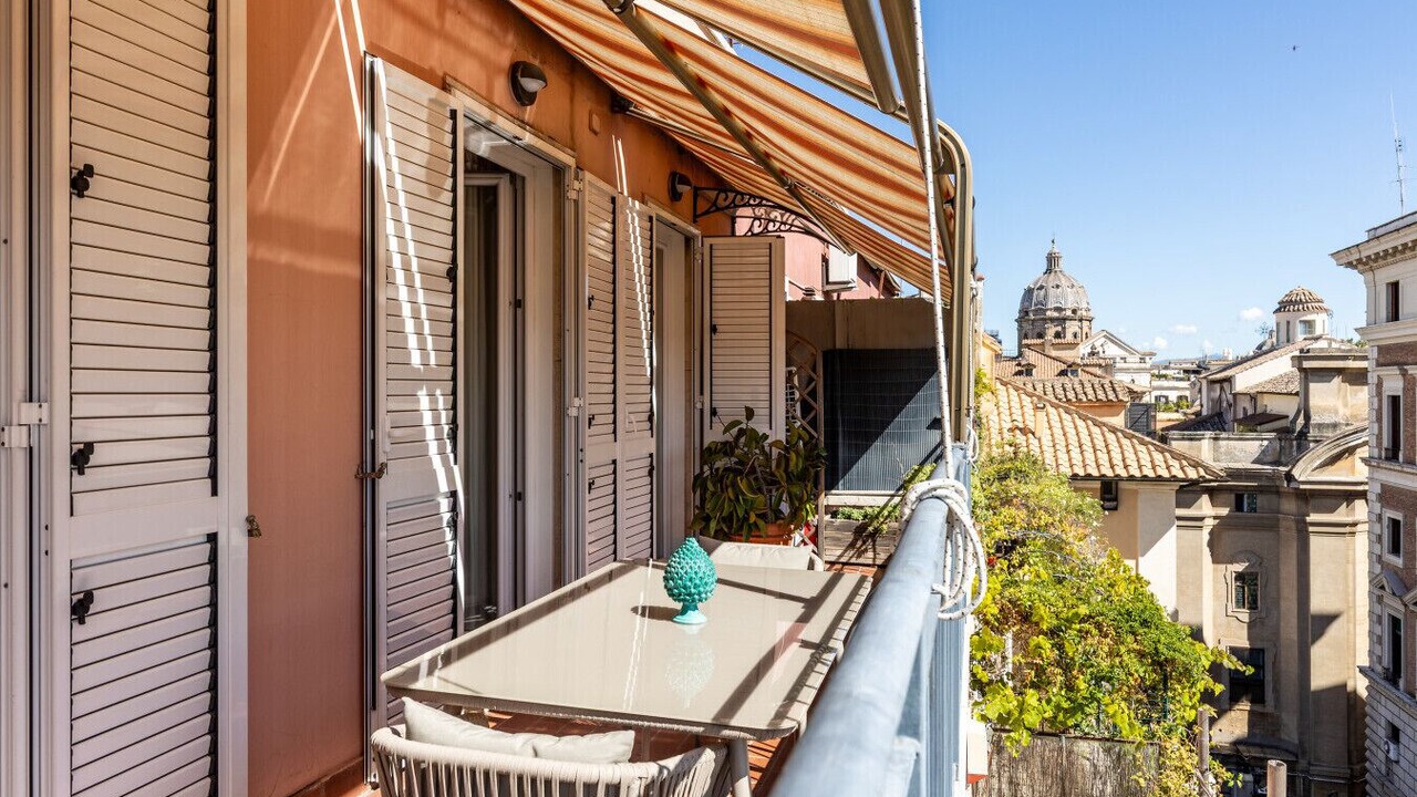 Photo of Outdoor in Rione VII Regola