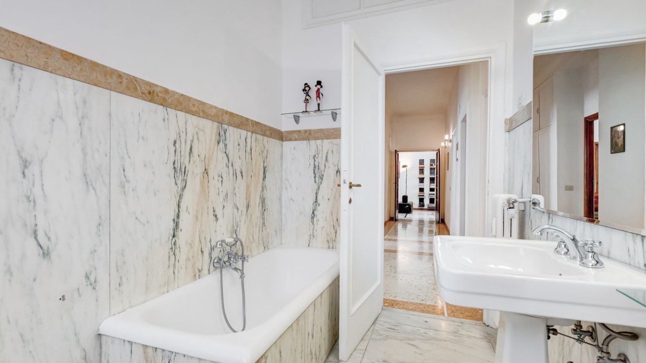Photo of Bathroom in Nomentano