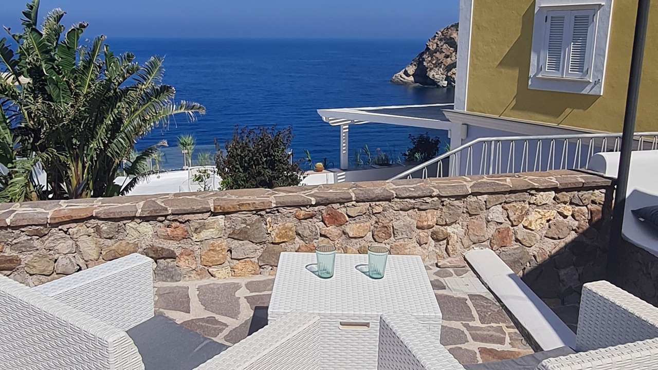 Photo of Patio Balcony in Le Forna