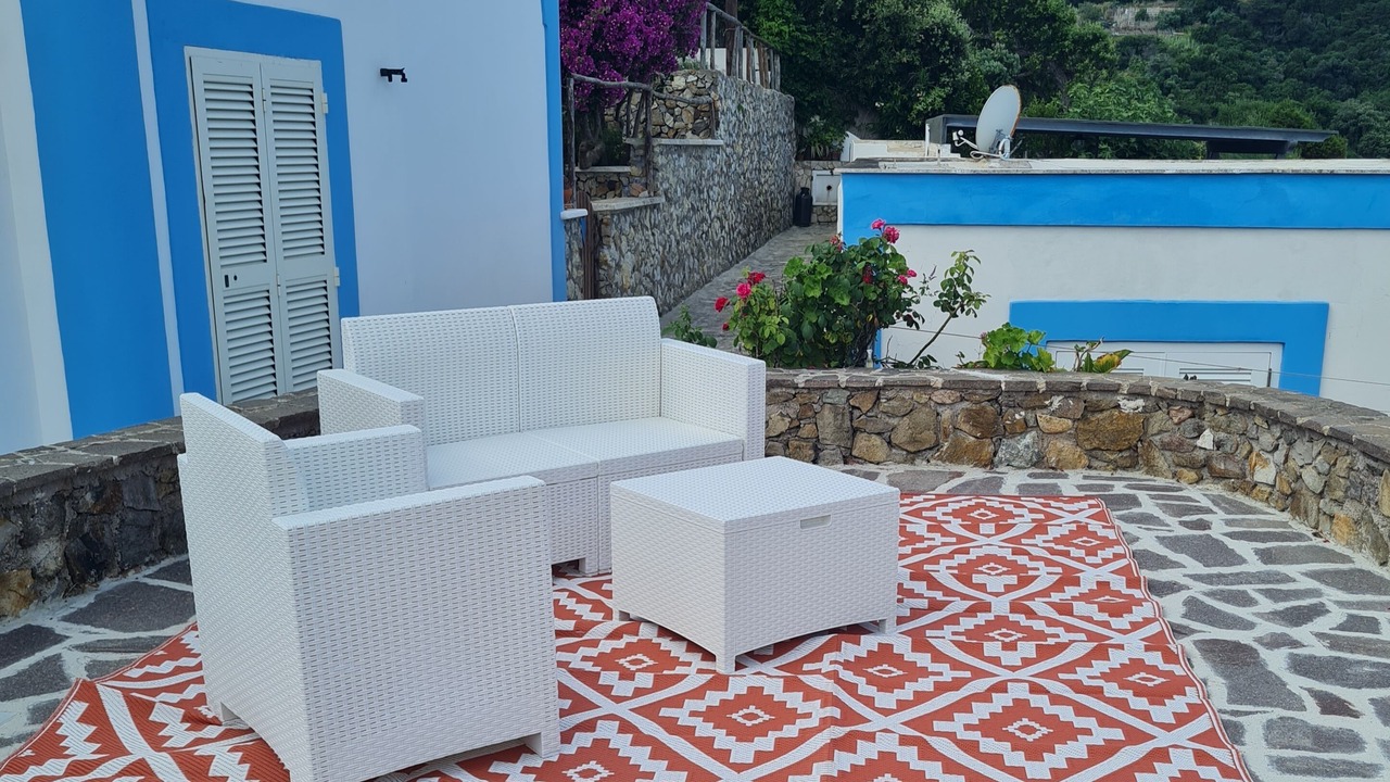 Photo of Patio Balcony in Le Forna